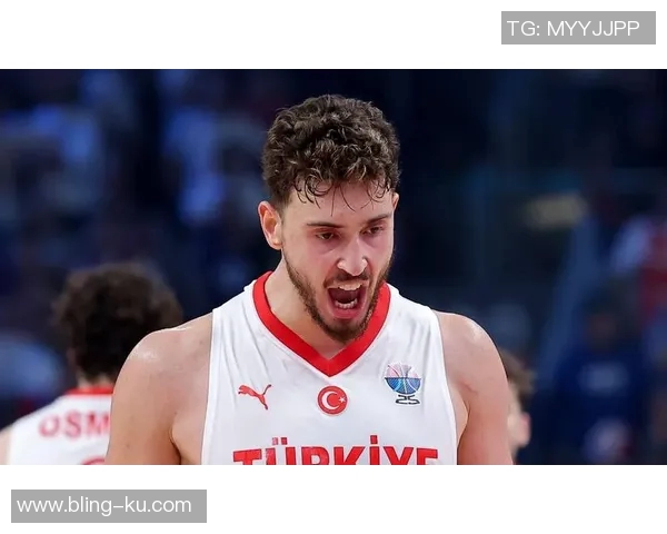 恩比德怒怼科克马兹晒图回应申京再引热议